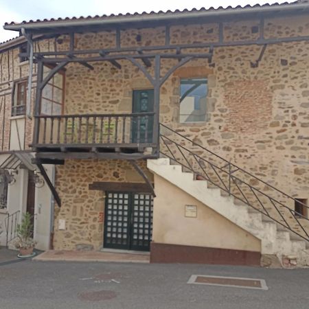 Le Coustalou Otel Livinhac-le-Haut Dış mekan fotoğraf
