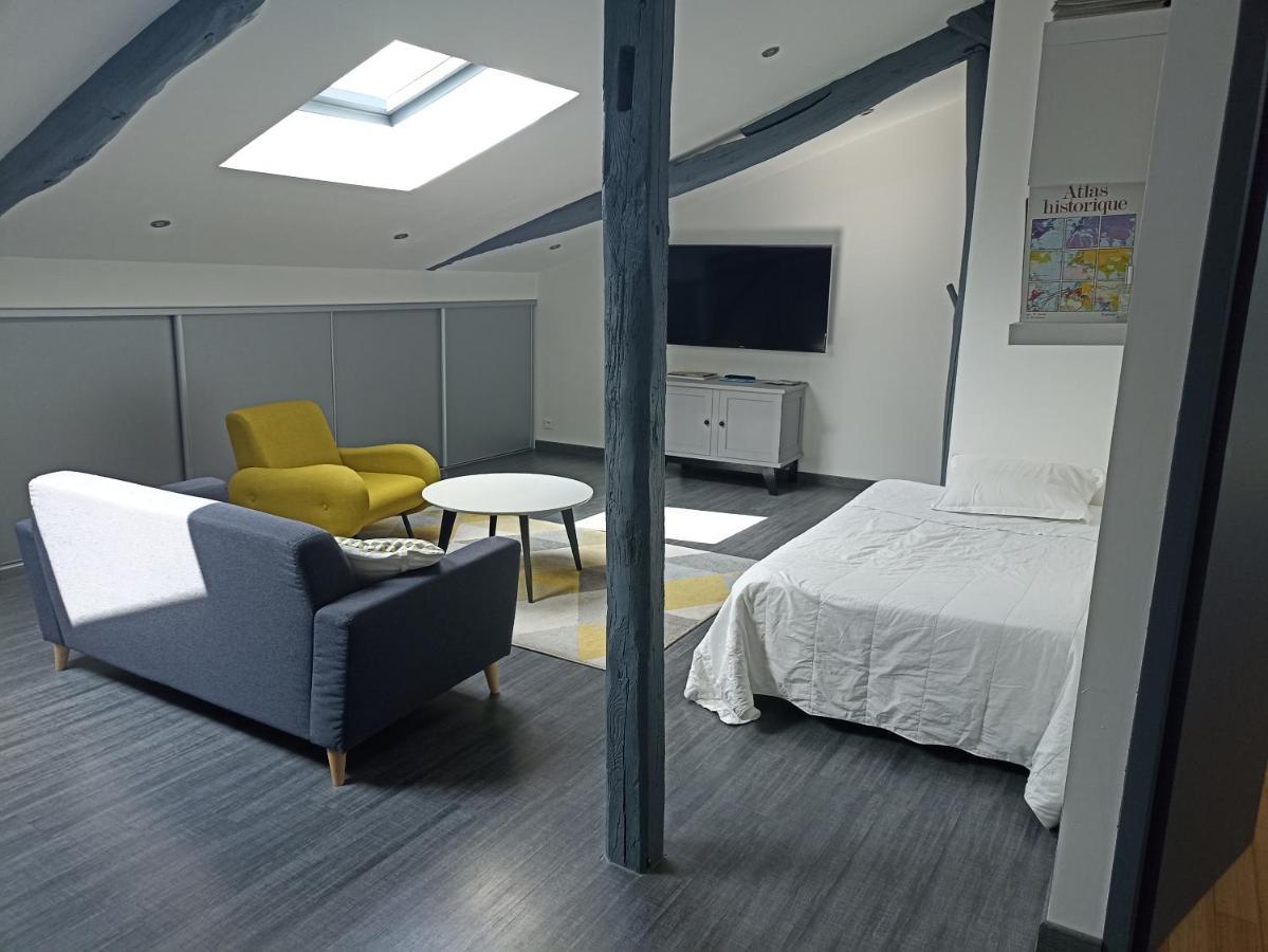 Le Coustalou Otel Livinhac-le-Haut Dış mekan fotoğraf