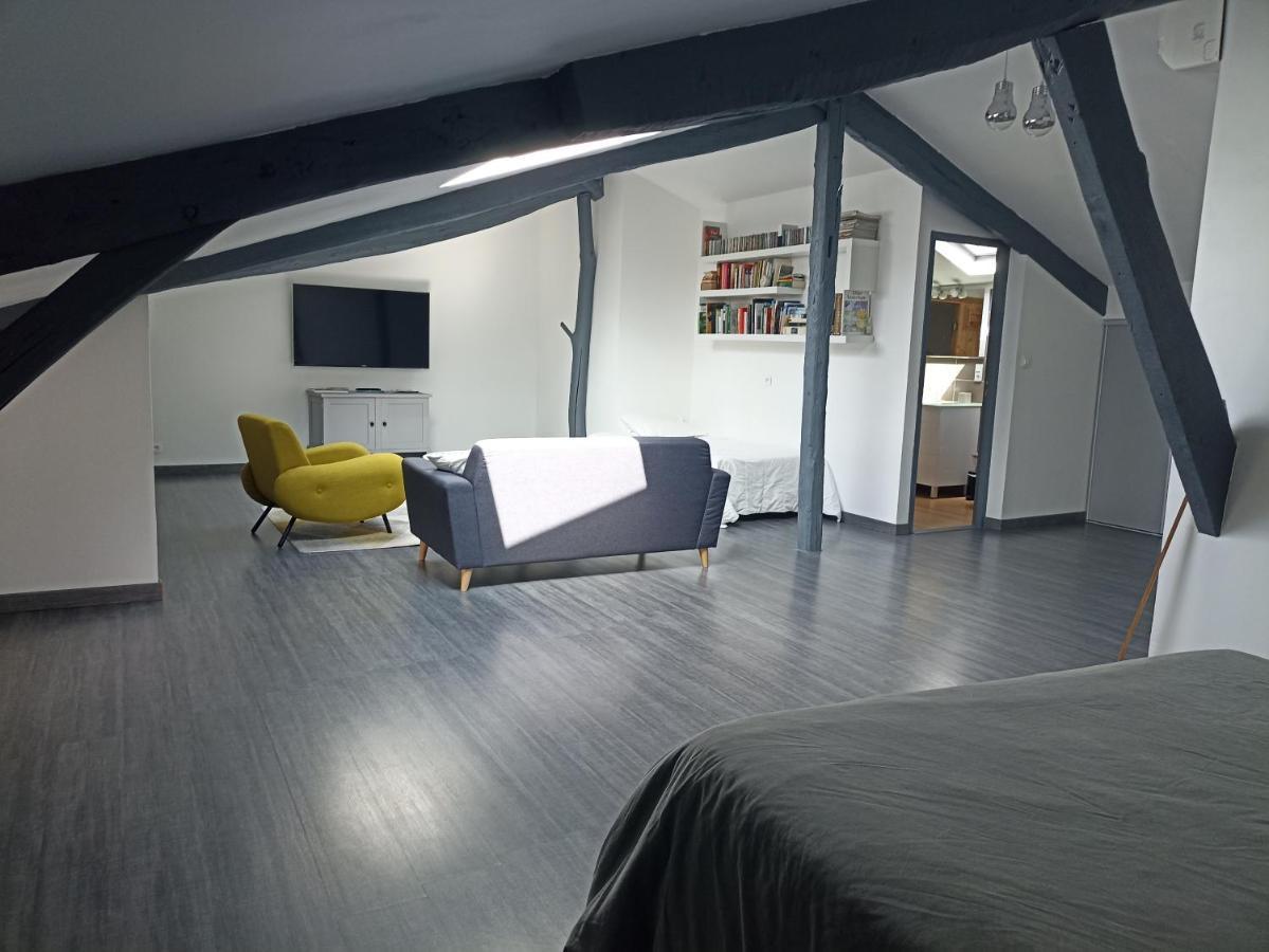 Le Coustalou Otel Livinhac-le-Haut Dış mekan fotoğraf